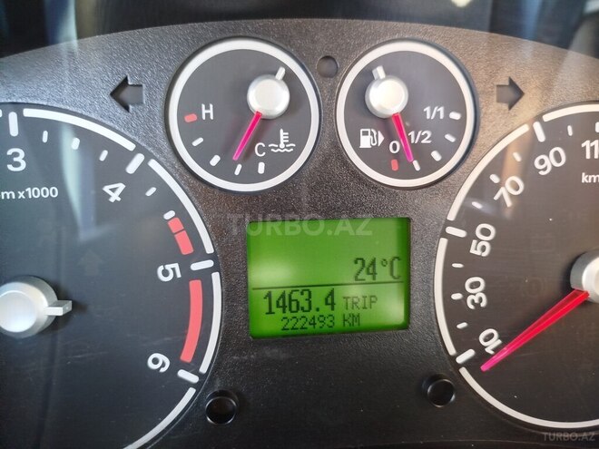 Ford Transit Connect-19