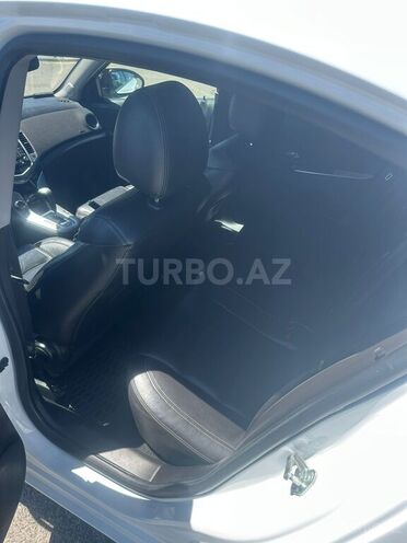 Chevrolet Cruze-6