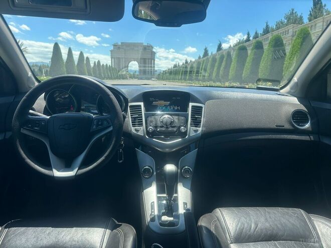 Chevrolet Cruze-5