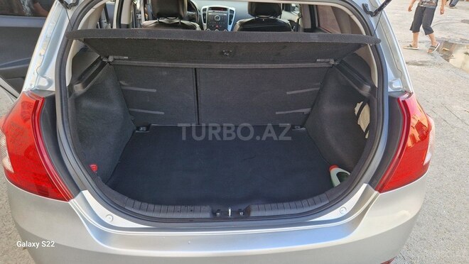 Kia Ceed-2
