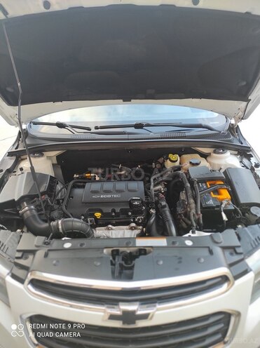 Chevrolet Cruze-9