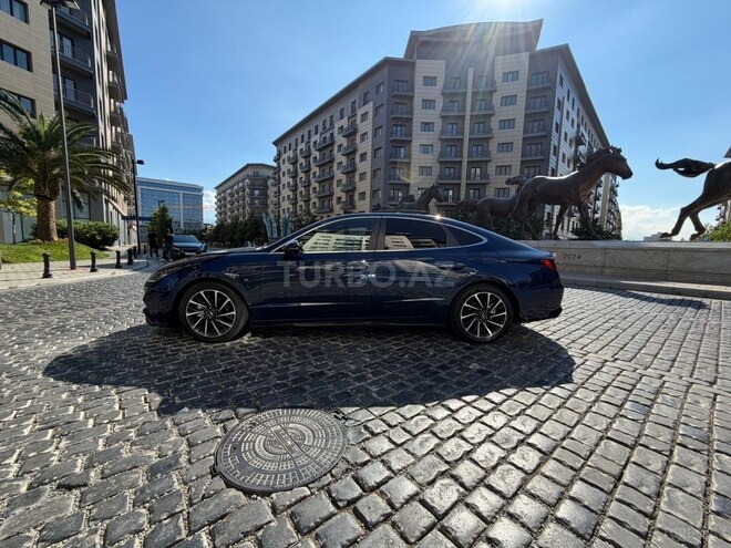 Hyundai Sonata-6
