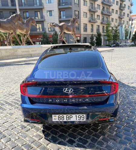 Hyundai Sonata-3