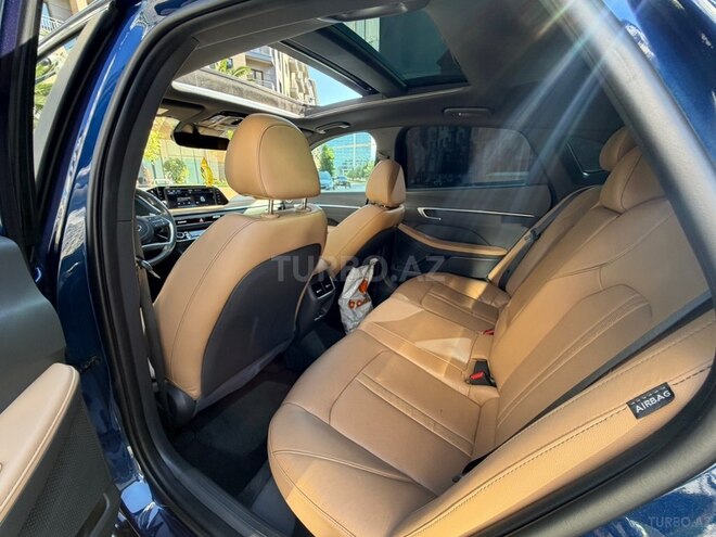 Hyundai Sonata-20