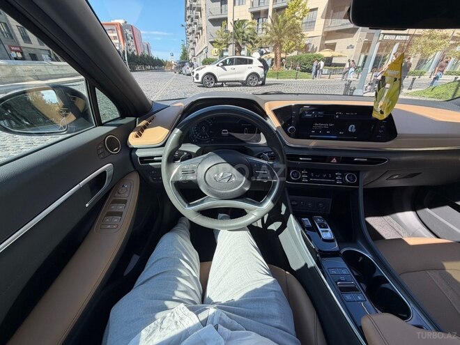 Hyundai Sonata-18