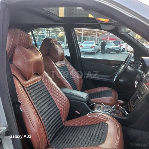 Mercedes E 240-10