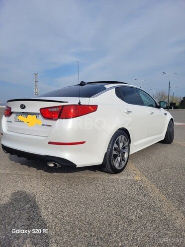 Kia Optima-4