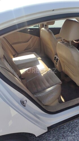 Volkswagen Passat-6