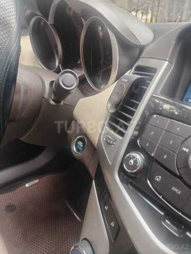 Chevrolet Cruze-10
