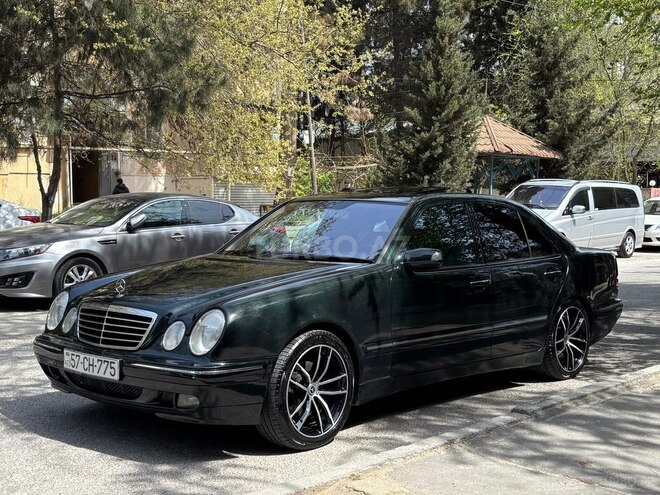 Mercedes E 280-4