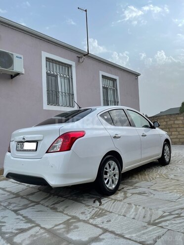 Nissan Sunny-4