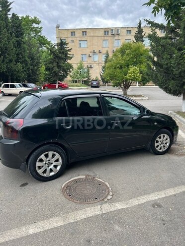 Toyota Corolla-4