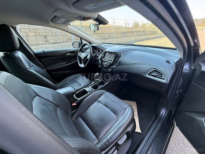 Chevrolet Cruze-8