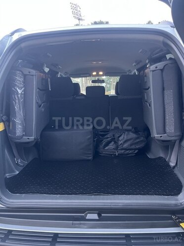 Toyota Land Cruiser Prado-15