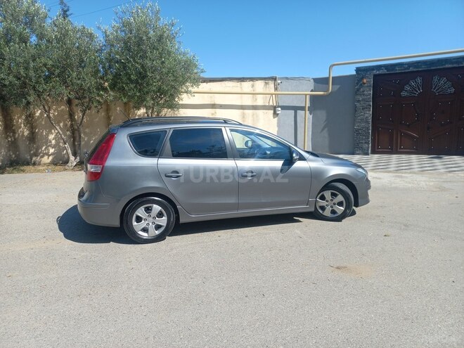 Hyundai i30-6