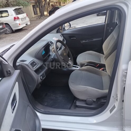 Chevrolet Cobalt-6
