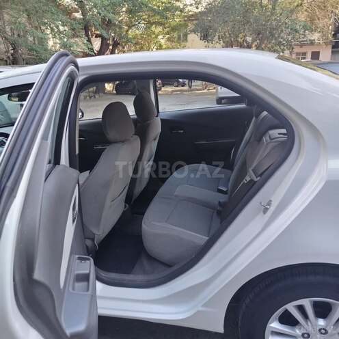 Chevrolet Cobalt-5