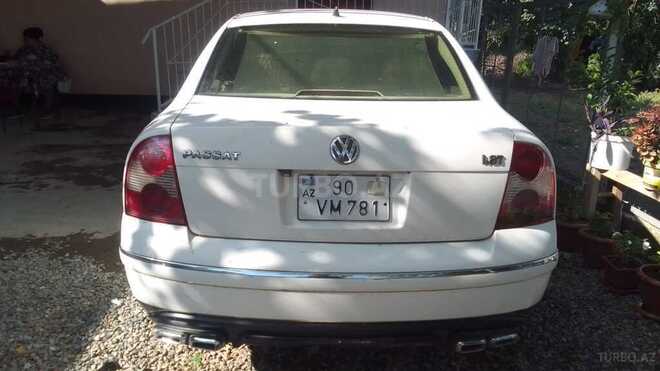 Volkswagen Passat-4