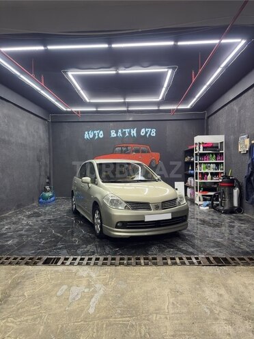Nissan Tiida-8