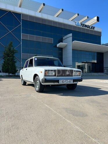 LADA (VAZ) 2107-1