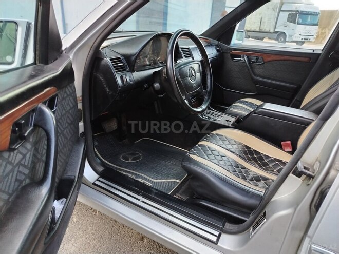Mercedes C 200-12