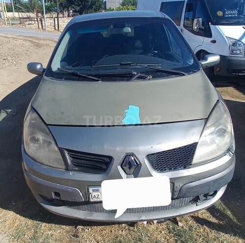 Renault Scenic-1