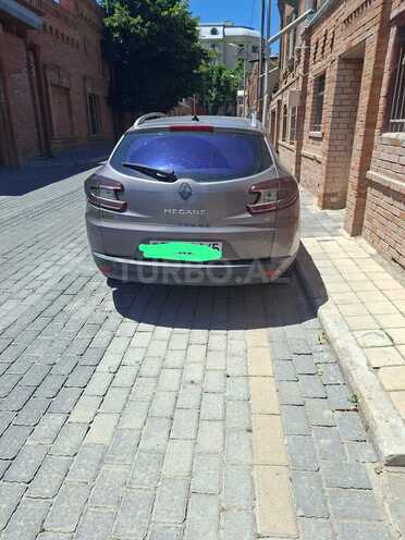 Renault Megane-10