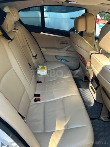 BMW 528-8