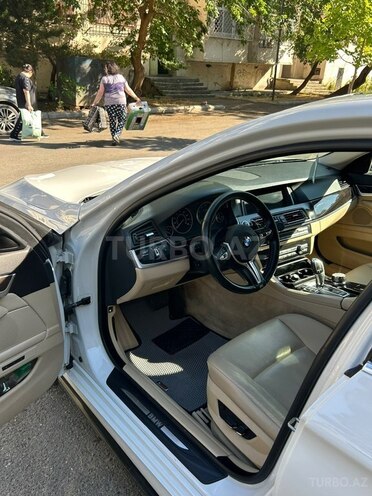 BMW 528-10