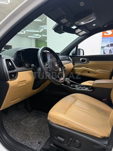 Kia Sorento-8