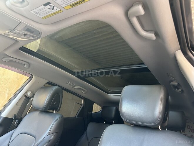 Hyundai Santa Fe-15