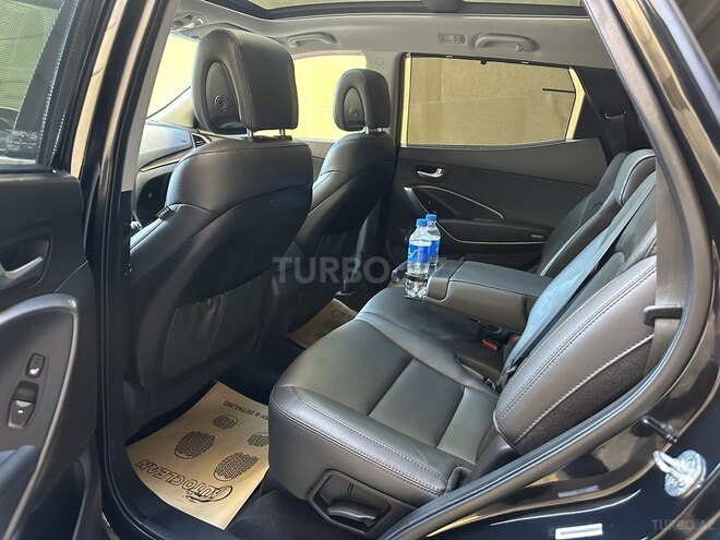 Hyundai Santa Fe-12