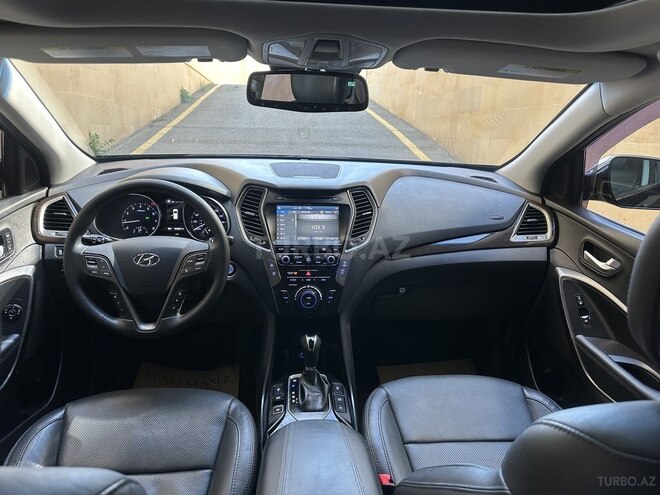Hyundai Santa Fe-11