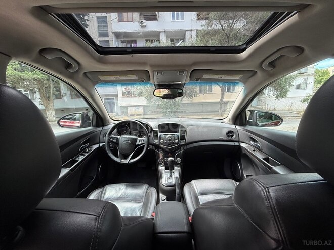 Chevrolet Cruze-10