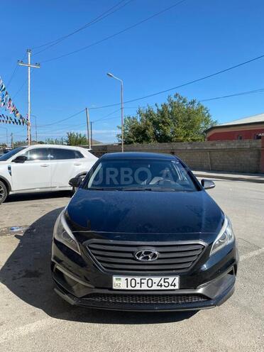 Hyundai Sonata-5