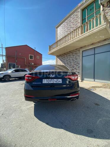 Hyundai Sonata-6