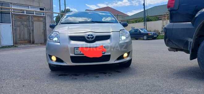 Toyota Auris-3