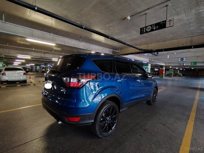 Ford Escape-9