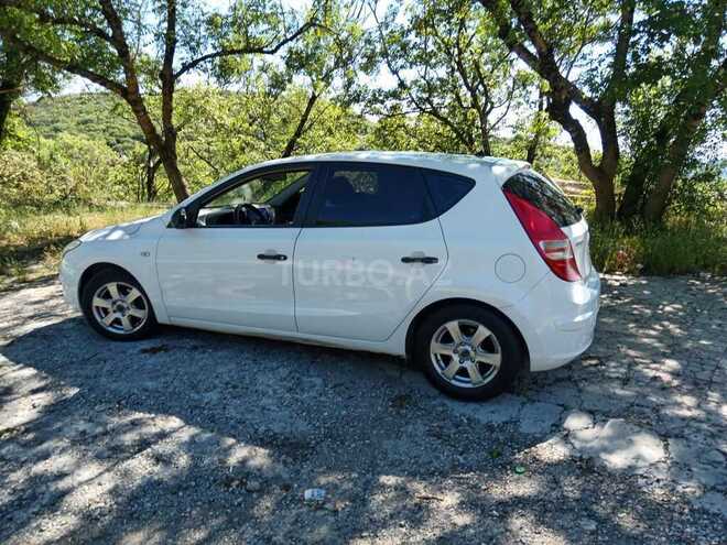 Hyundai i30-10
