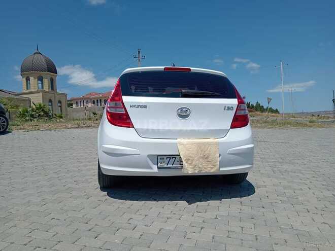Hyundai i30-8