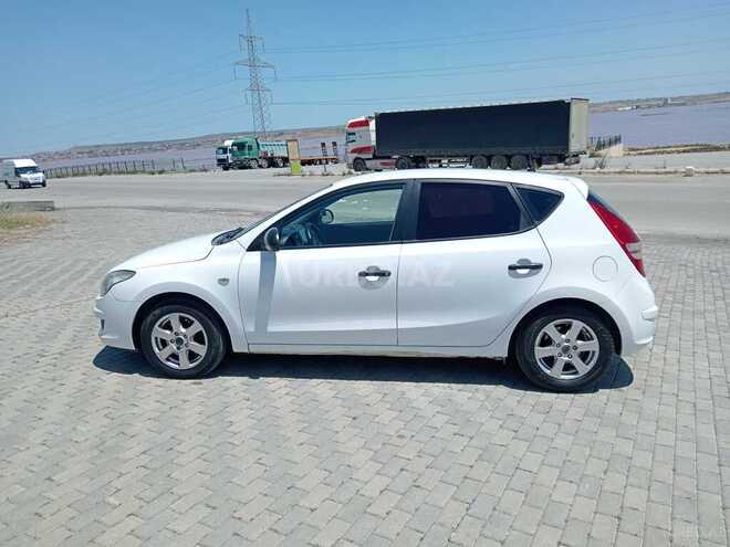 Hyundai i30-7
