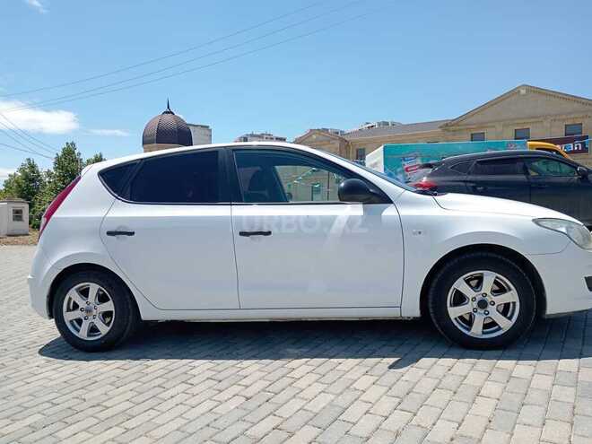 Hyundai i30-6