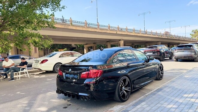BMW 528-7