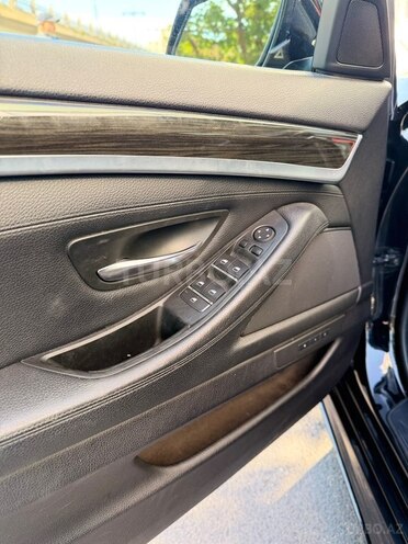 BMW 528-8