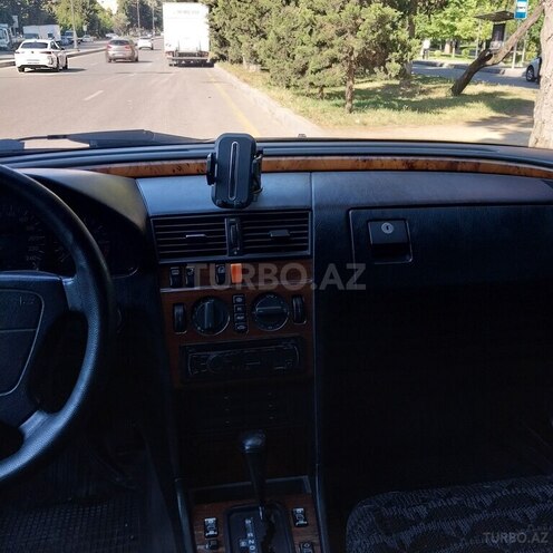 Mercedes C 220-9