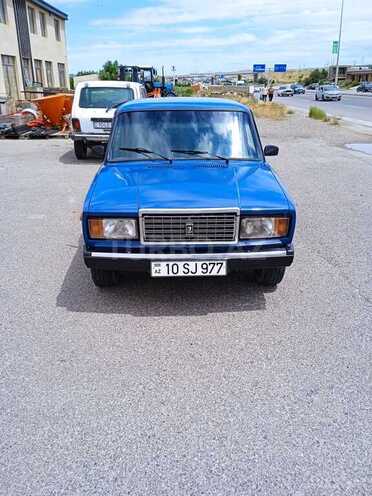 LADA (VAZ) 2107-1