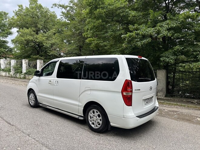 Hyundai H-1-5