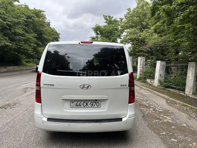 Hyundai H-1-6