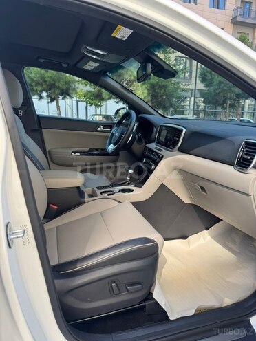 Kia Sportage-13