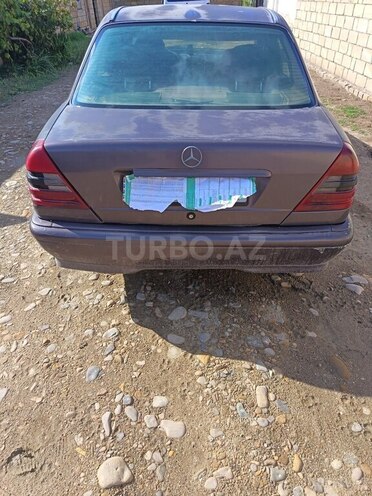 Mercedes C 230-3